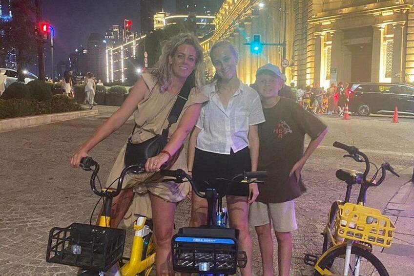 Shanghai 3 hour bike with coffee break 5