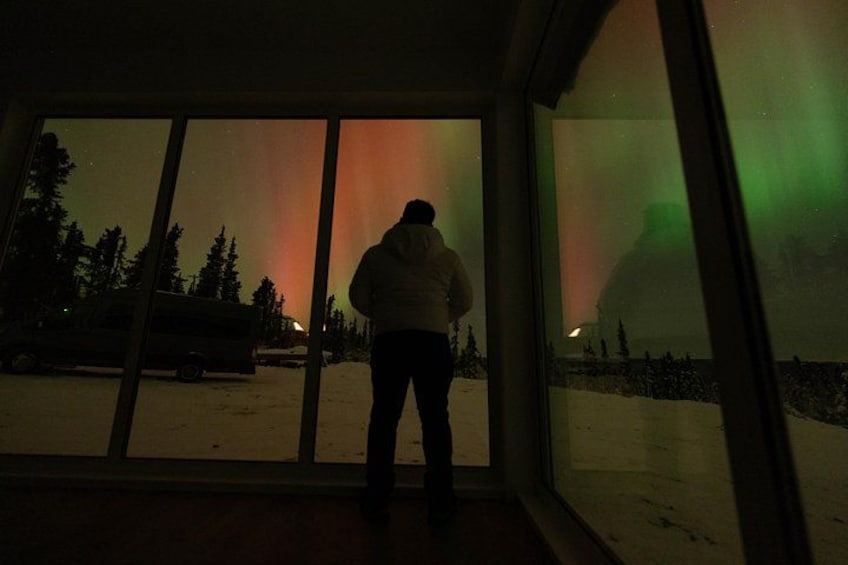 Aurora Glass House – Northern Lights and Photos at Cleary Summit 5