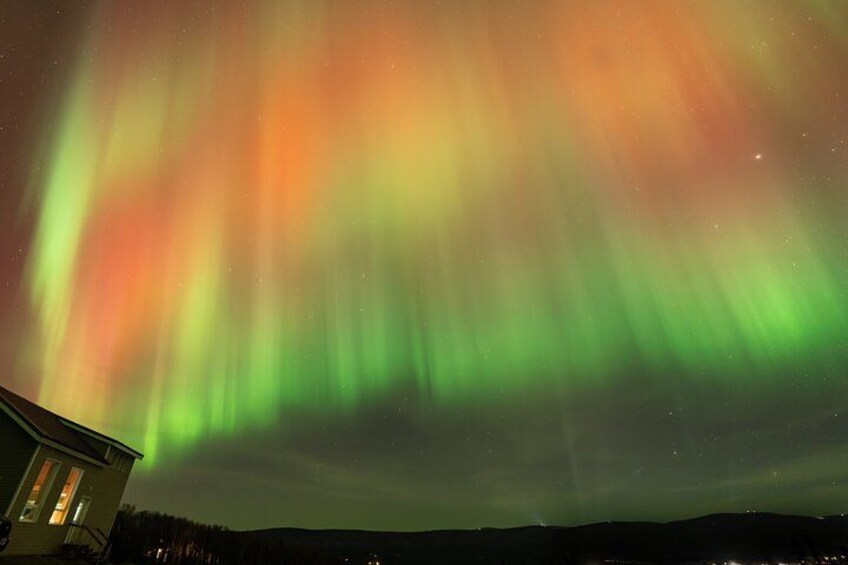Aurora Glass House – Northern Lights and Photos at Cleary Summit 3