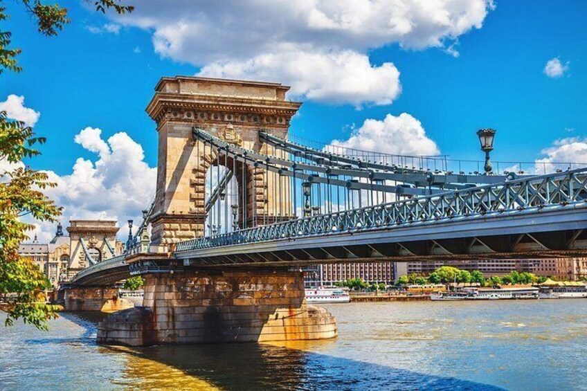 Budapest Danube River Cruise with Old Town Walking Tour 4