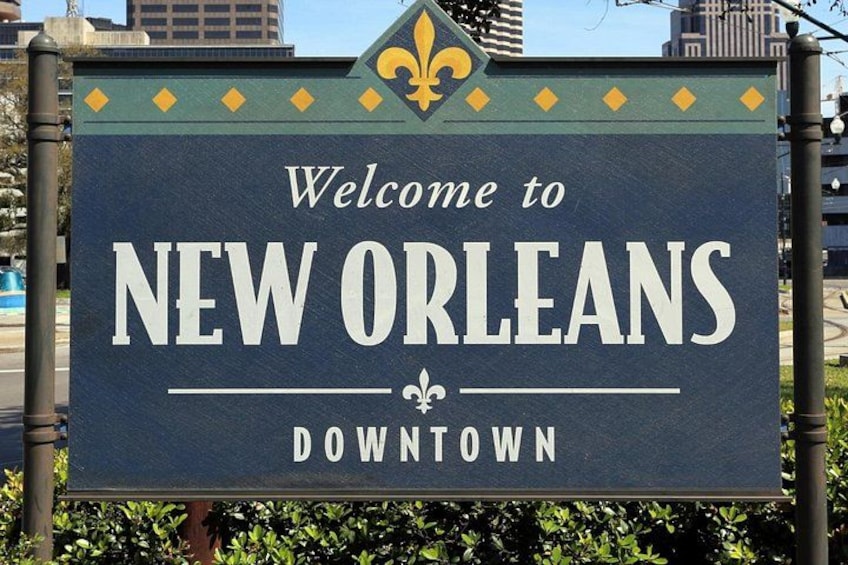 A welcome sign for New Orleans Downtown. 4