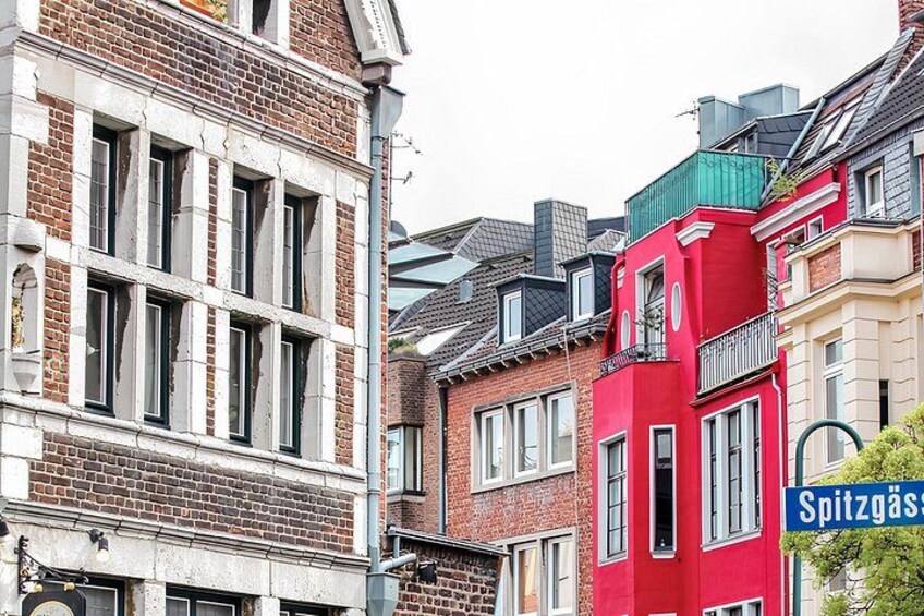 Explore Aachen in 60 minutes with a Local 5