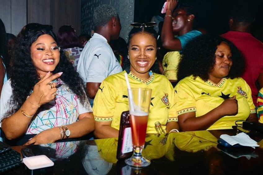Accra Nightlife with Afrobeat Music and Dance 1