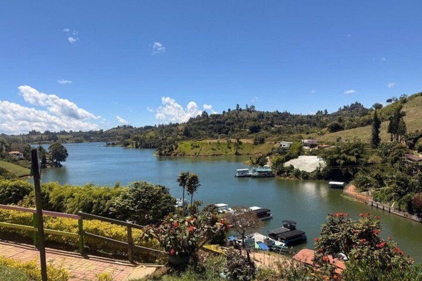 Guatapé and Piedra del Peñol Tour from Medellin with Lunch 3