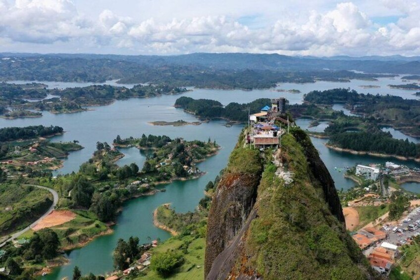 Guatapé and Piedra del Peñol Tour from Medellin with Lunch 2