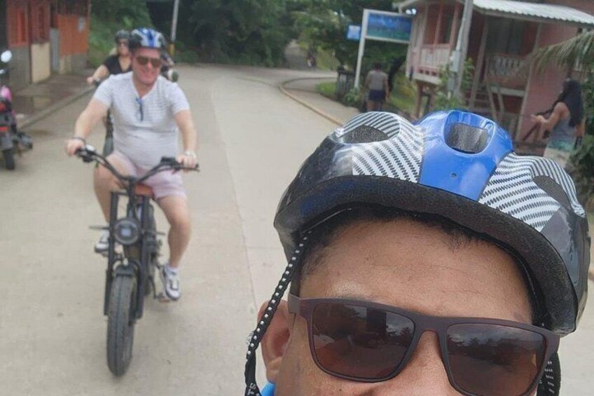 Mangrove Tunnel, E-Bike Adventure, Food Tasting & Beach daypass 3