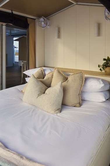 2-Day Great Barrier Reef overnight Reefsleep Experience 3
