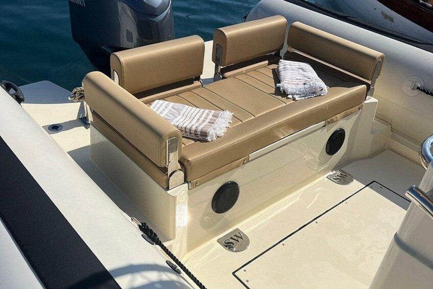 Cannigione: rubber dinghy tour in the Maddalena Archipelago 5