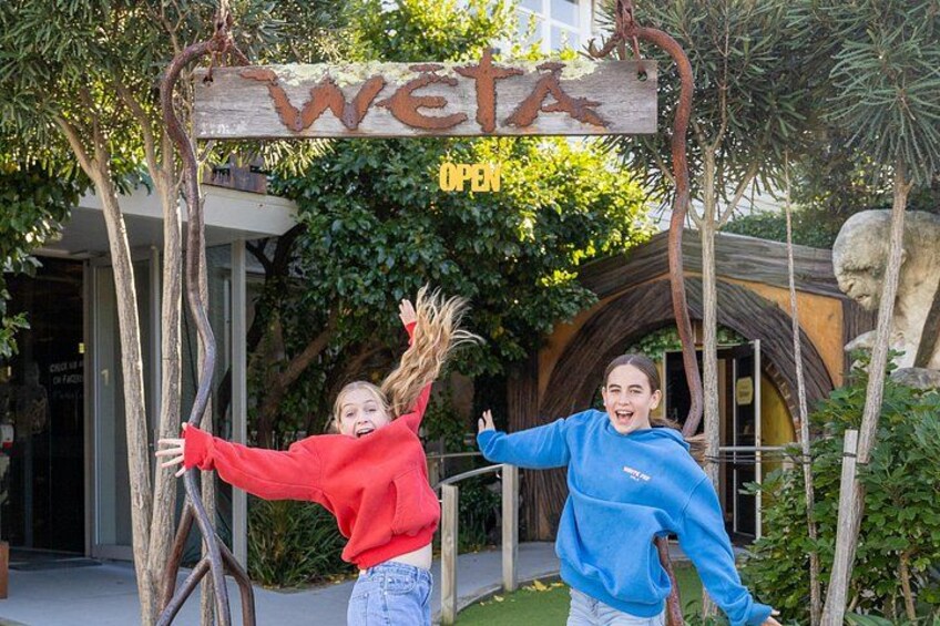 You excursion includes the 90 minute Weta Cave Experience 1