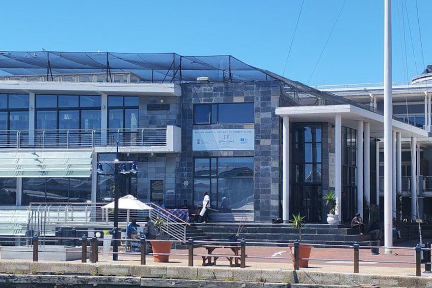 Guided Robben Island Historic Prison Tour with Pickup & Drop-off 5