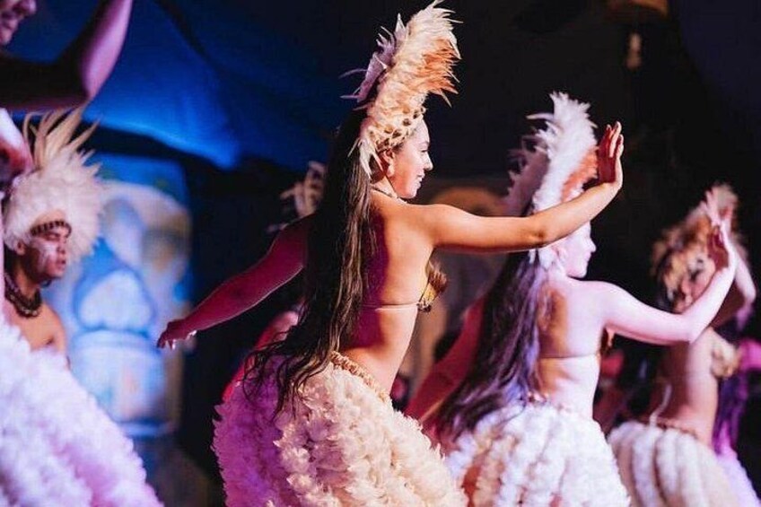 Easter Island Dinner Show with Transport 3