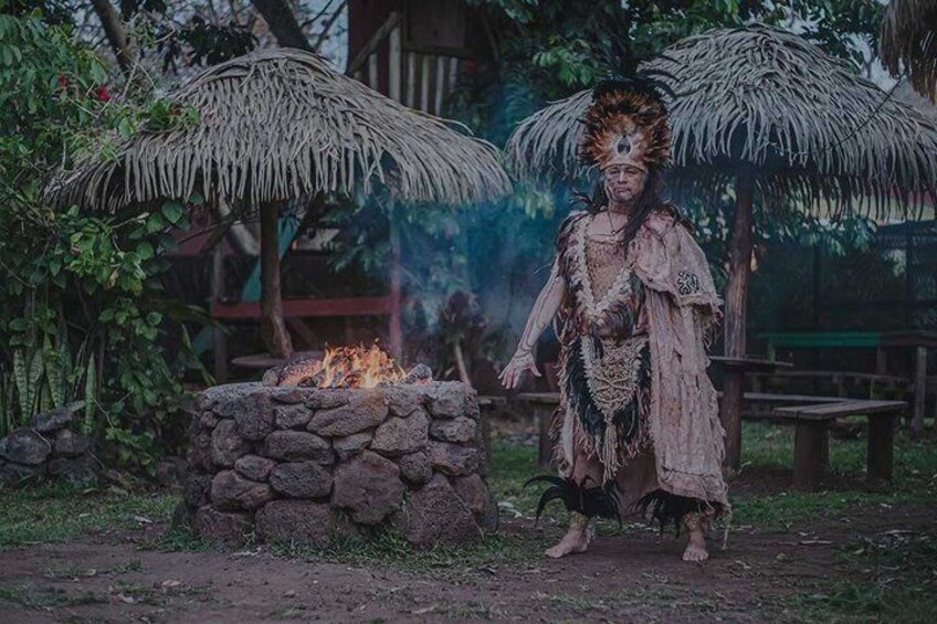 Easter Island Dinner Show with Transport 2