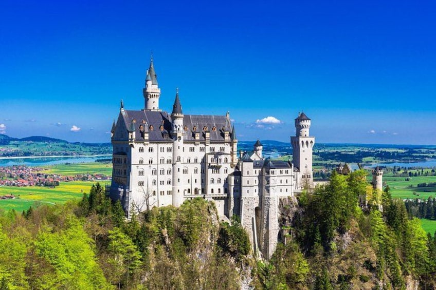 From Hohenschwangau to Neuschwanstein: A Self-Guided Tour 3