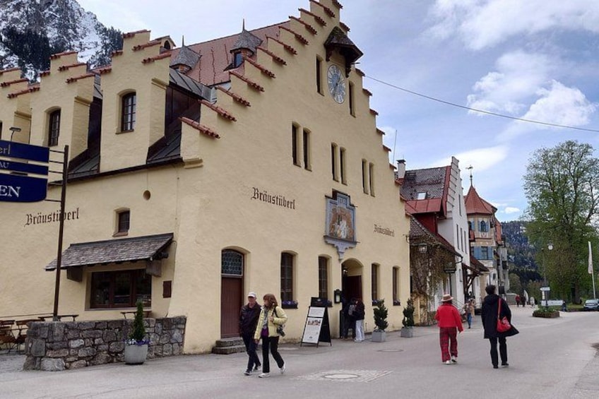 From Hohenschwangau to Neuschwanstein: A Self-Guided Tour 2