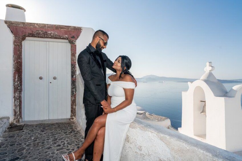 Santorini Photoshoot With Private Personal Photographer 4