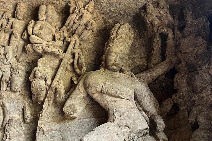 Elephanta Caves Exploration: Guided Tour with Ferry Experience 4