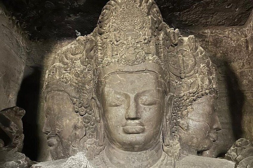 Elephanta Caves Exploration: Guided Tour with Ferry Experience 3