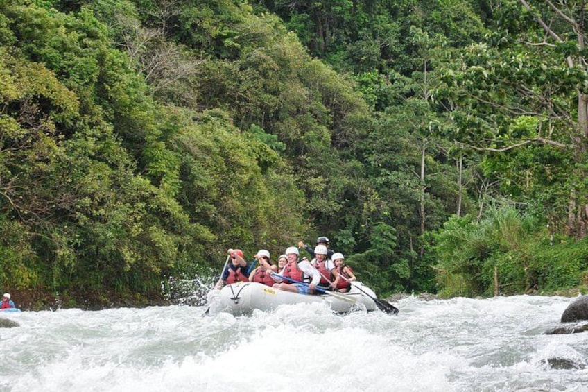Savegre Whitewater Rafting Small-Group Tour from Jaco with Lunch 4