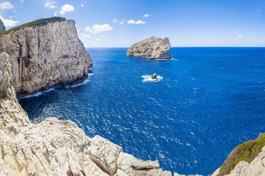 Alghero: Nuraghe Palmavera and Porto Conte Park small group Tour 3