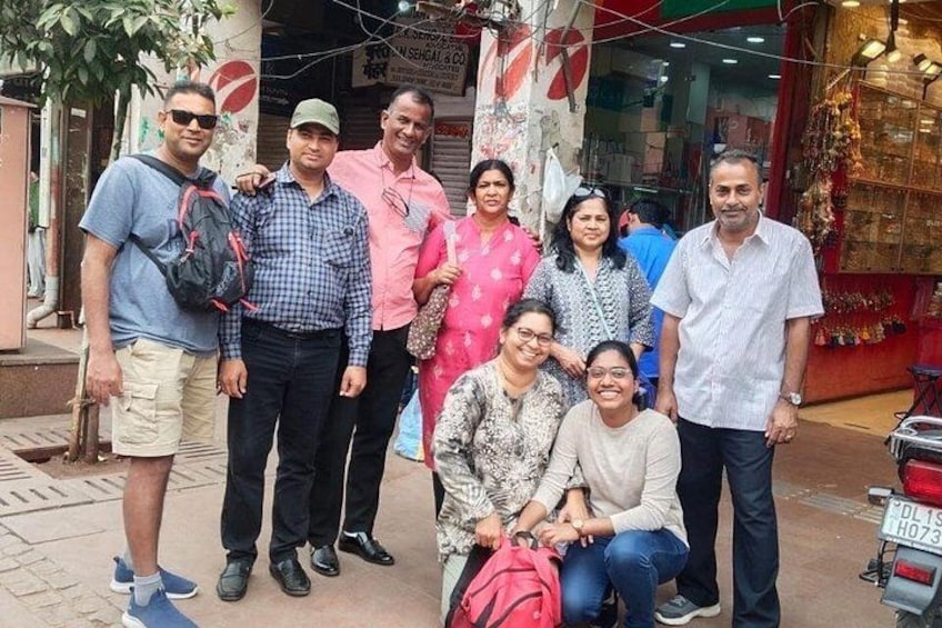Half Day or Full Day Delhi Shopping Tour with Female Consultant 3