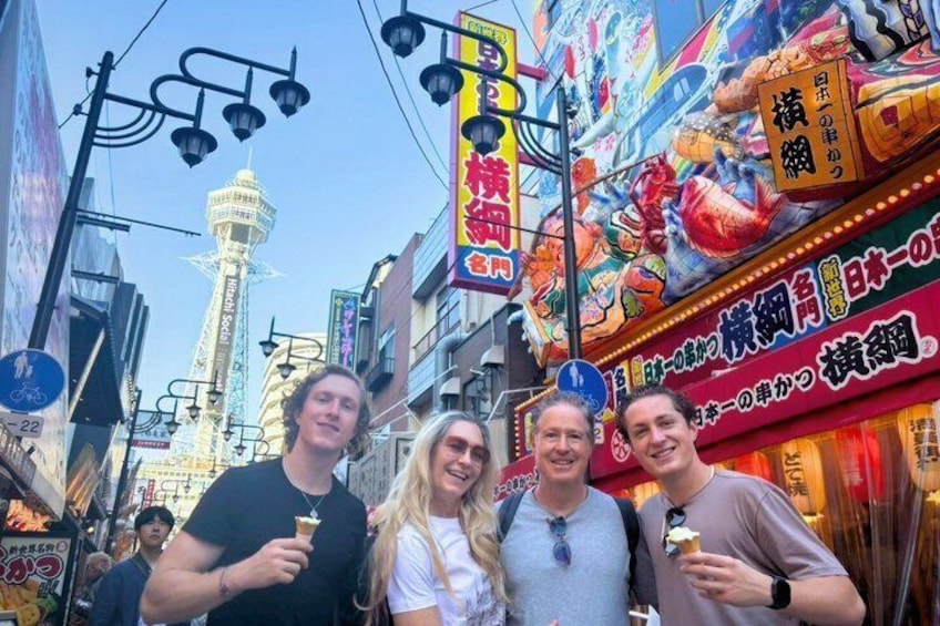 Osaka: Iconic Castle and Dotonbori Highlights Walking Tour 3