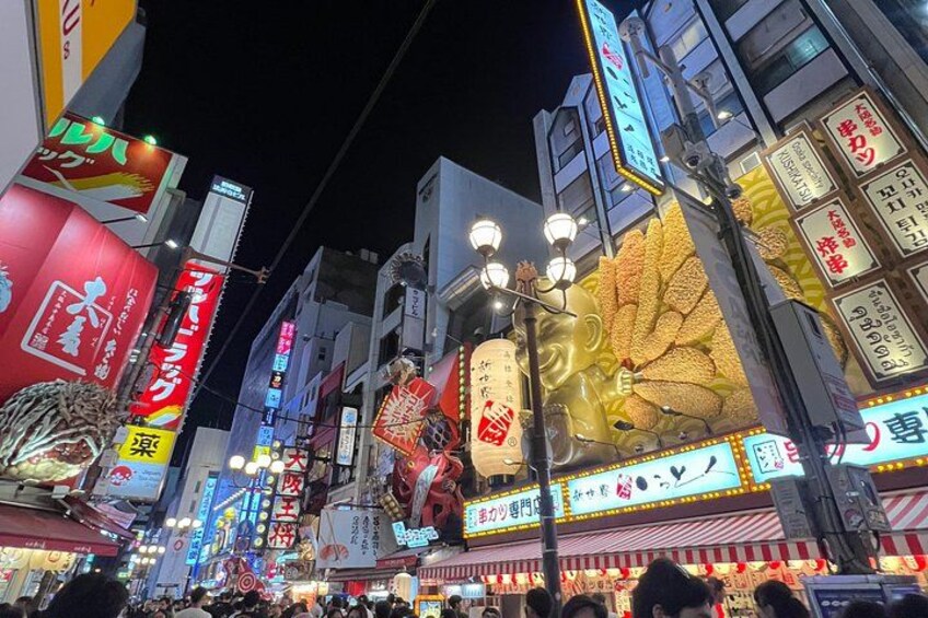 Dotombori is the center of Osaka! We can take you to amazing places 2