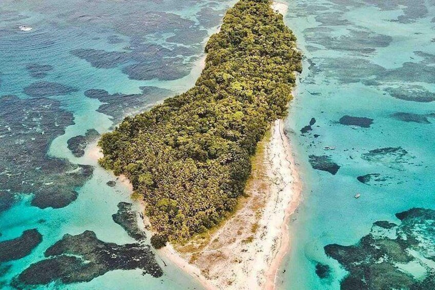 Bocas del Toro Island Hopping Day Tour in Zapatilla Beach 1