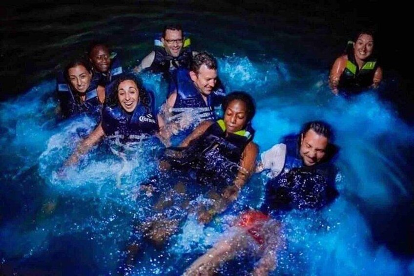 Bioluminescence Snorkeling and Boat Experience at Bocas del Toro 2