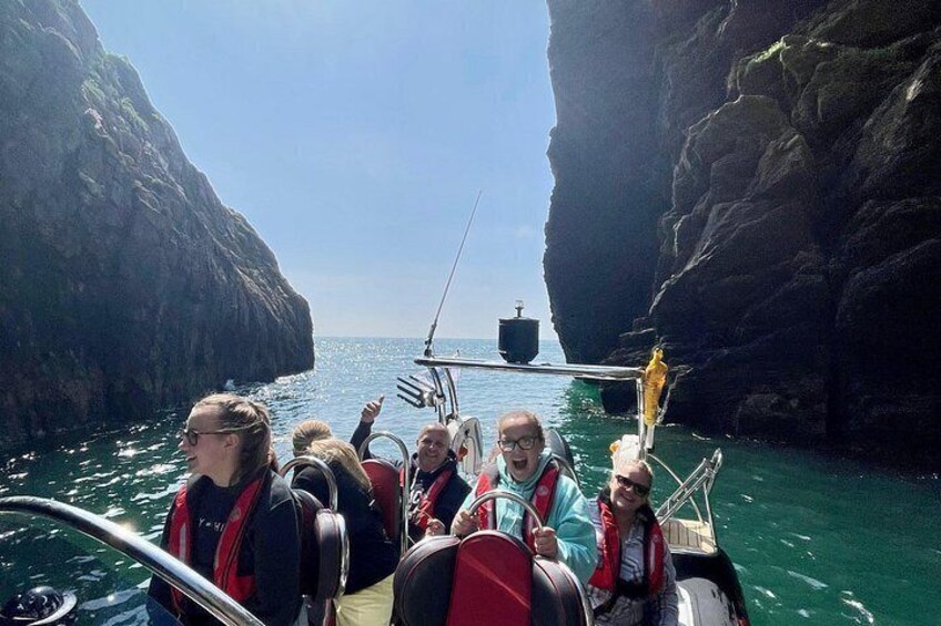Private Coastal Boat Tour in Torquay 2
