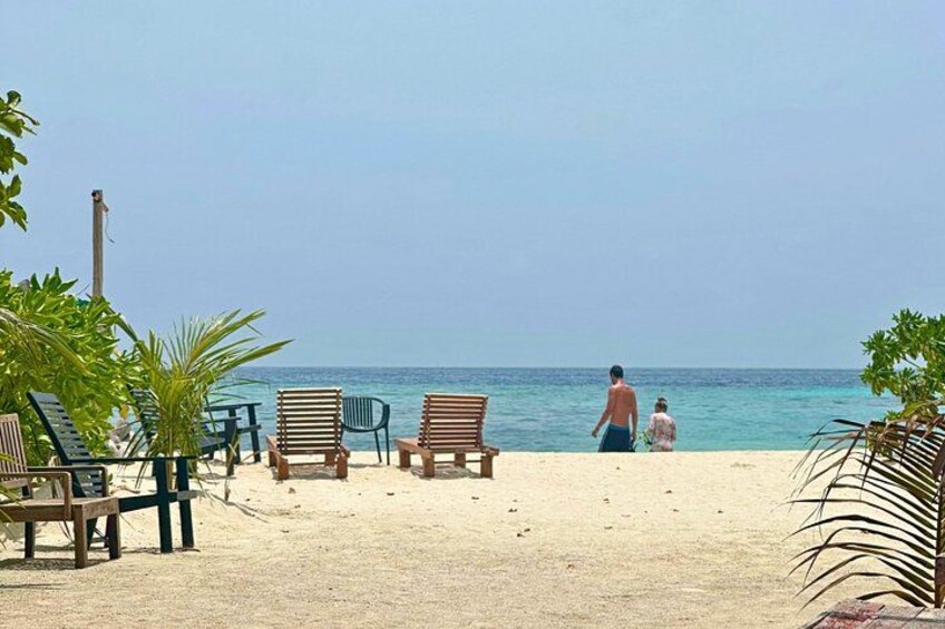 Maldives Escape: 4 Days of Beach and Relaxation 2
