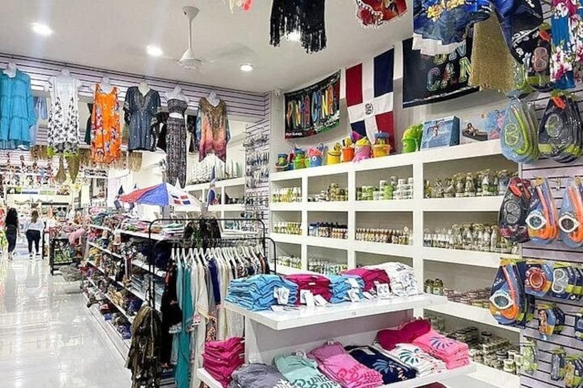 Punta Cana Souvenir Shopping Experience with Hotel Transfers 1