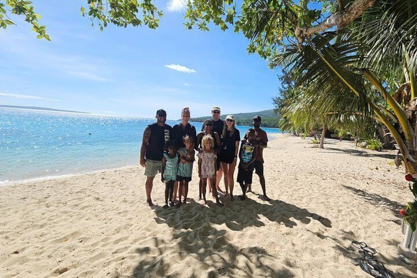 Tourists at Pele Island 2