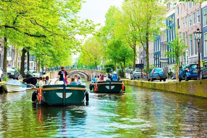 Amsterdam Evening (Sunset) Canal Cruise with optional drinks 3