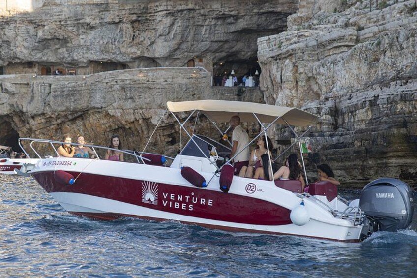 Monopoli: Exclusive Boat Party Experience 3