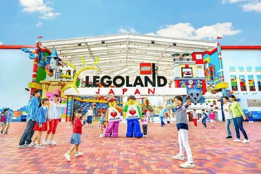 Bring your kids to the family-friendly Nagoya LEGOLAND 3