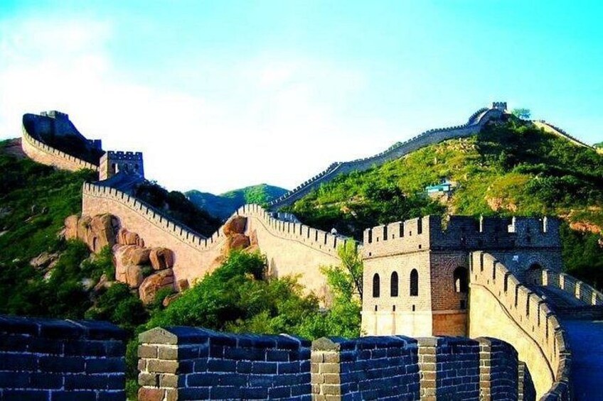 Take Bullet Train to visit Badaling Great Wall with guide ticket. 5
