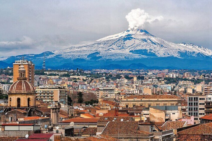 Catania Walking Tour with Audio and Written Guide by a Local 2