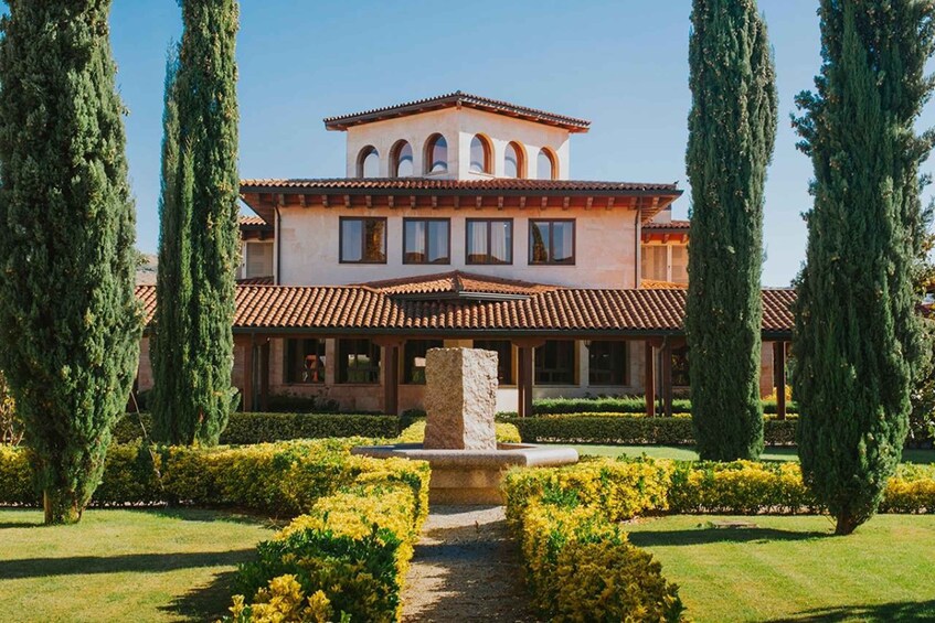 Picture 3 for Activity La Rioja: Bodegas Altanza 3
