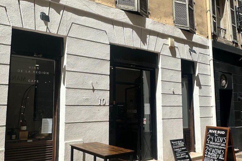 Marseille: Tailored Wine Tasting Experience in a Top Wine Shop 2
