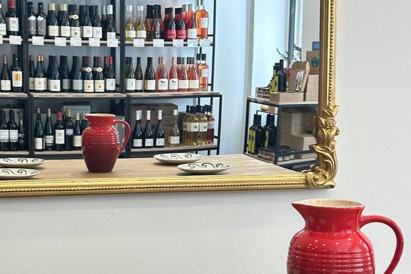 Marseille: Tailored Wine Tasting Experience in a Top Wine Shop 5