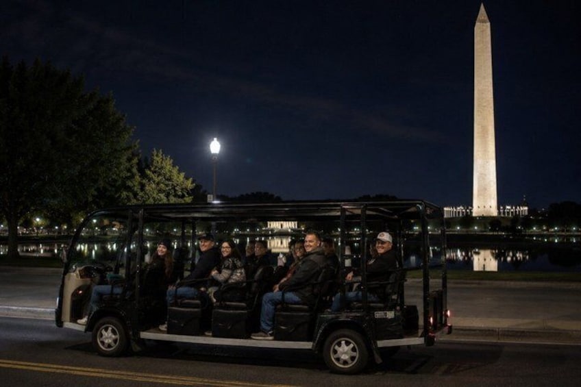 Washington DC's Monuments & US History Guided E-Cart Tour 4