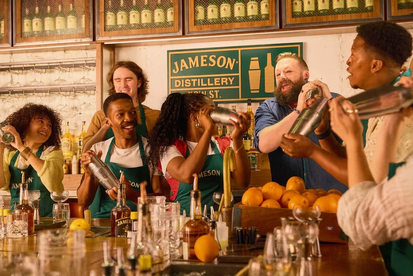 Dublin: Jameson Distillery Whiskey Cocktail-Making Class 1