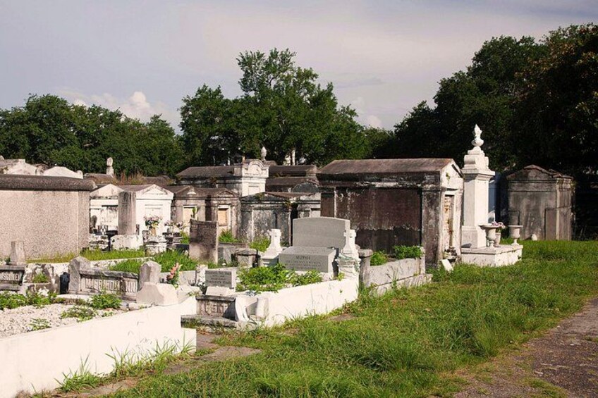 St Louis Cemetery No.3 New Orleans Burial Tradition Audio Guide 2
