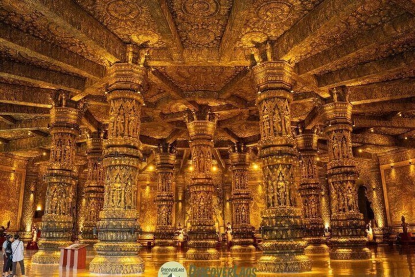 Vientiane Private Full-Day Tour with Buddha Park and Lunch 2