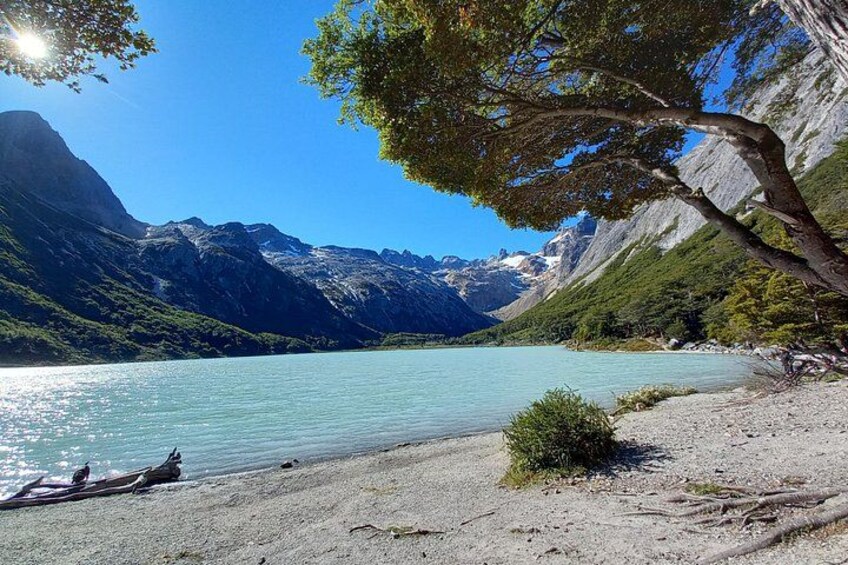 Private Trekking in Emerald Lagoon 2