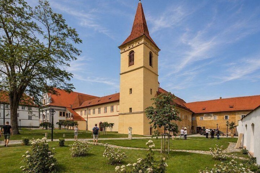 Cesky Krumlov Scavenger Hunt & Self-Guided Walking Tour 2