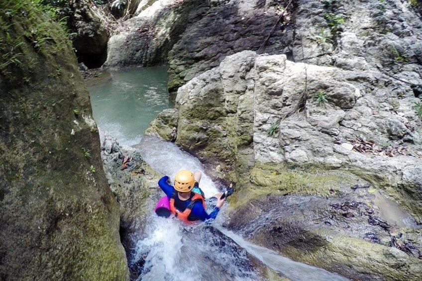 Kawasan Falls Canyoneering Tour from Moalboal 3