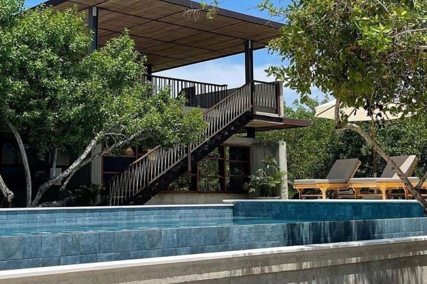 Private Beach Club without vendors on Baru Island 3