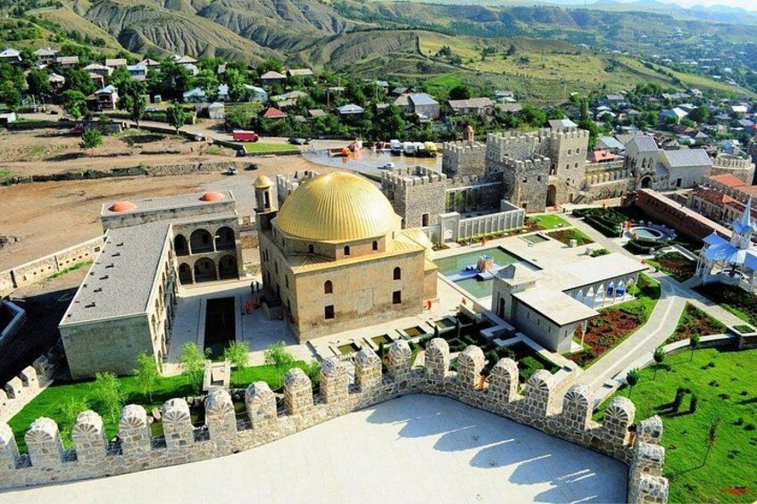 Memorable Trio Tour at Vardzia, Rabati and Borjomi 2