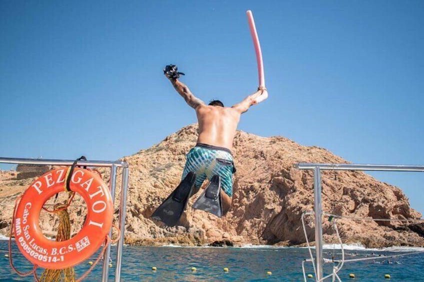 Cabo Snorkeling & Sailing Adventure with Open Bar 5